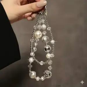 블링블링 고급 비즈 & 메탈 믹스 핸드폰 손목 스트랩 키링