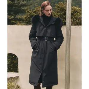 BORGOSESIA 폭스퍼 롱 구스 다운코트 블랙