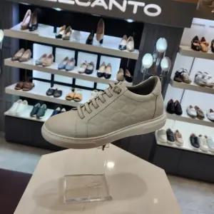 [엘칸토]엘칸토 HC10 아이보리키높이스닉커즈5cm LCMS51U51339 (40662397)