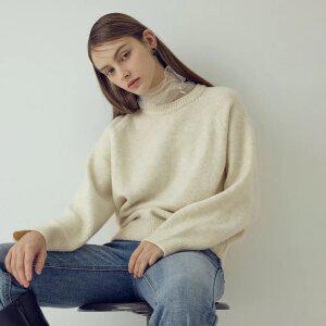 나이스클랍 라운드 울 래글런 니트 탑 X256PWKA56