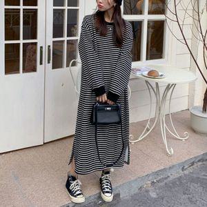 여성 겨울 두툼한 옆트임 스트라이프 빅사이즈 원피스 롱원피스 기모원피스 두꺼운원피스 가을원피스