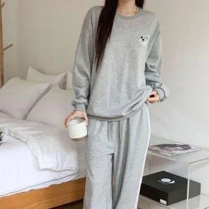 [하프클럽/]여성 캐주얼 면혼방 캐릭터 맨투맨 조거세트