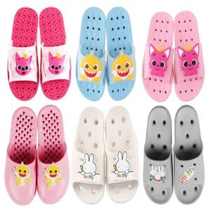 핑크퐁 아기상어 유아 아동 키즈 화장실 EVA 미끄럼방지 물빠짐 욕실화 실내화 슬리퍼