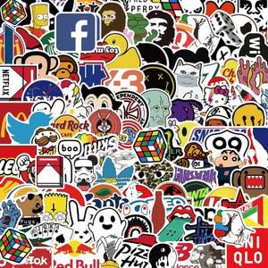 50/100Pcs 패션 멋진 브랜드 로고 스티커 노트북 오토바이 전화 자동차 스케이트 보드 데칼 클래식 스티커