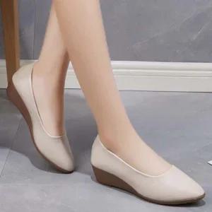 스틸레토 여자 미들굽 웨지힐 3컬러 펌프스힐 모던한
