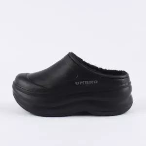 [엄브로] 토피 코지 플랫폼 퍼 뮬 방한화 블랙 UP423EMUO0