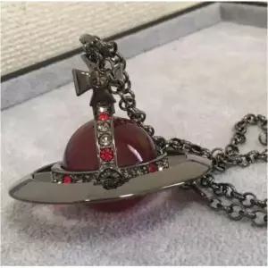 미국 인 드로우스트링 비비안 웨스트우드 미디엄 오브 목걸이 건메탈 레드 탑 6.5cm 235938387701