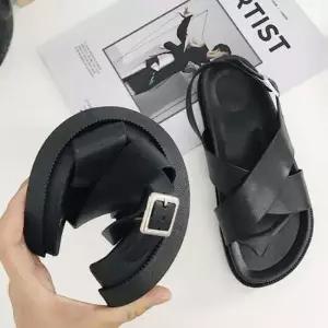 여성 여름 크로스 샌들 발편한 스트랩 캐주얼 바캉스