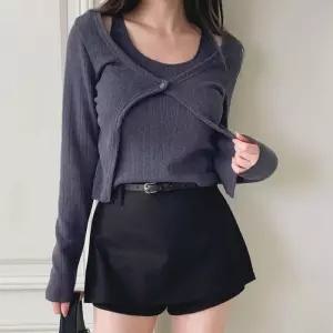 여성 슬림 홀터넥 크롭 나시 가디건 티셔츠