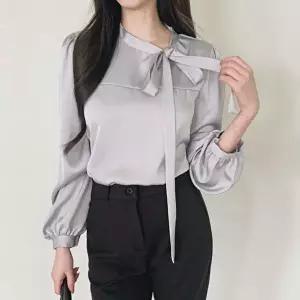 [옷자락]여성 모던시크 쉬폰 리본 타이 블라우스
