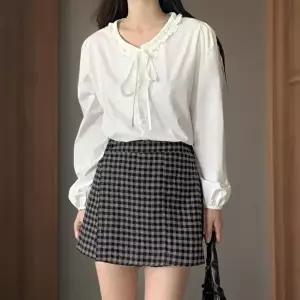 [신상오픈런]|KHH41EE|여성 리본 타이 프릴 소매 볼륨 넥 블라우스