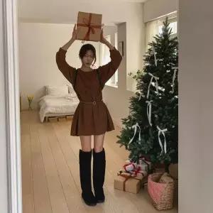 [하프클럽/]여성용 혁대 U넥 세트 롱티와 쁘띠 골덴 원피스