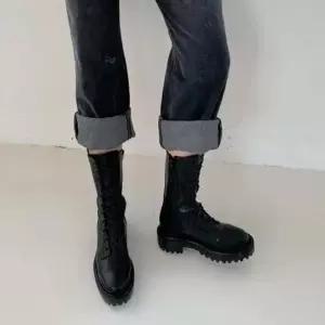 스트리트 감성 레이스업 청키솔 여성 워커 롱부츠 5FW