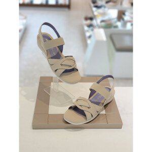 [시흥점][미소페]미소페 여성 굽3센티 발등밴드 경량 샌들 (712324020)