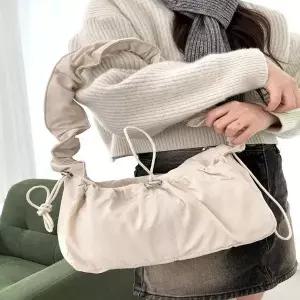 데일리 숄더백 2컬러 셔링 스트링 곱창끈 포인트 가방 (WFJHX8U)