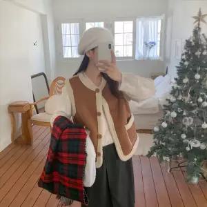 봉봉 베스트 뽀글이 조끼 양털 캐주얼 겨울 데일리 봄 리버시블 무스탕 여행 20대 여성