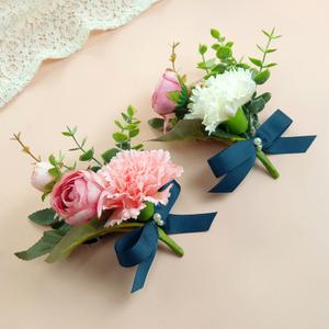 빈티지 장미 카네이션 브로치 크림 핑크 유카리 조화 어버이날 스승의날 행사꽃 기념식