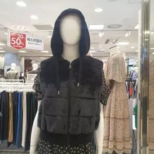 [하프클럽/]  25겨울 인조털  후드 집업 베스트8712