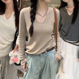 여자 스프링폴시즌 환절기 심플 V라인 뜨개탑 티탑 니트탑 스테디 봄니트 여성 V넥 라이트 귀여운