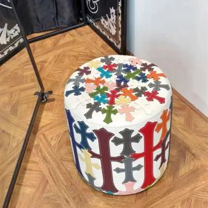 다채로운 크로스 의자 가죽 의자 소파 낮은 의자 거실 부두 패션 크리 에이 티브 라이트 럭셔리 신발 변경 라운드 의자