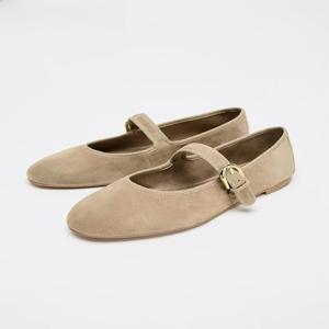 여성 플랫 바닥 슬립온 발레 플랫 캐주얼 한국 스타일 벨벳 신발 봄 가을 시즌 패션 단화