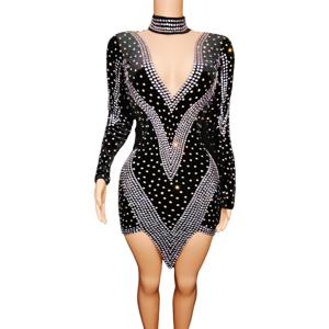 스파클링 메쉬 할로우 드레스 - 생일 파티 공연을 위한 섹시한 무대 의상 |   여성 파티 드레스를 위한 매력적인 쇼 의상