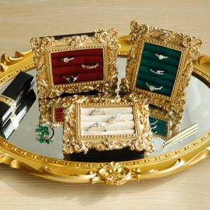 빈티지 골드 링 디스플레이 스탠드, 스웨이드 귀걸이 트레이 바로크 디자인, 웨딩 및 생일 선물, 약혼 예물용 벨벳 정리함