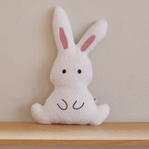 귀여운 애착인형 럭키래빗 모양쿠션