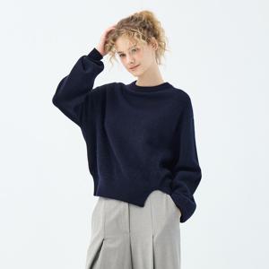 [유닛]울 블랜드 크루넥 코스모스 풀오버 UFKKCN41AN