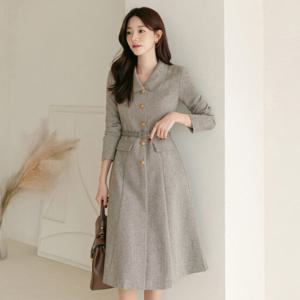 [시크라인] 샌디아 로우카라 골드버튼 헤링본 원피스