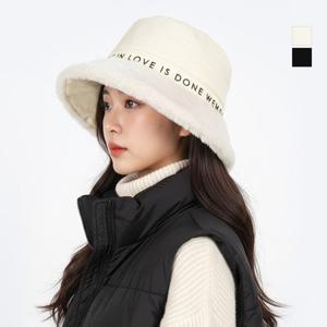 럭스골프 여성 레터링 라인 페이크 퍼 패딩 버킷햇 방한모자 SMACC157
