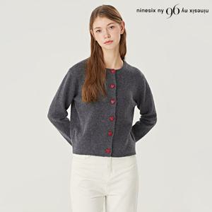 [나인식스뉴욕(영캐릭터)]하트 버튼 포인트 라운드 긴팔 니트 가디건 (NO3CK015L0)