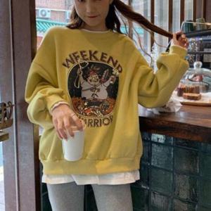 여자 겨울 맨투맨 캐릭터 기모안감 포인트 레이어드