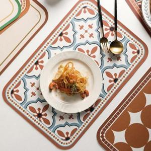 아망뜨 플레이팅매트 가죽 북유럽풍 논슬립 식탁매트