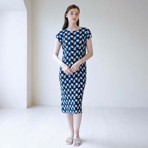 [요이츠]프린트 플리츠 롱 나시 원피스 네이비_YK05WRPOP01