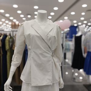 [아니베에프]A53WBL500A 반카라 브이넥 칠부 블라우스