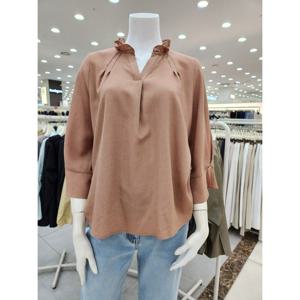 [더아이잗]여유핏 프릴 블라우스 IN4M0BL955560_DJ