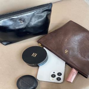 [헤지스] [25FW]블랙 가죽 미니 파우치 [HIWA5F210BK]