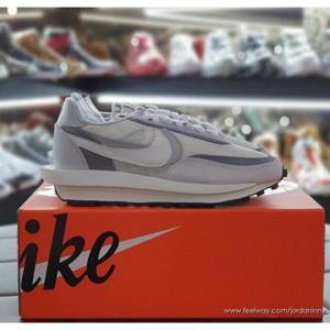 나이키 사카이 와플 레이서 화이트 BV0073-100