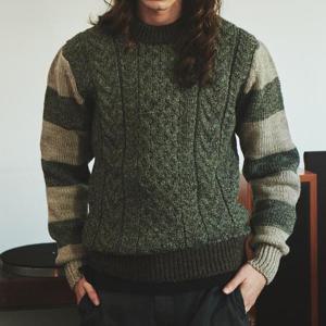 이스트로그 X 하울린 공용 그린 아일랜드 울 니트 EH21FWKN01