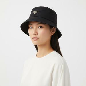 클리어런스배송 프라다 여성 리나일론 삼각로고 버킷햇 1HC137 2DMI F0632