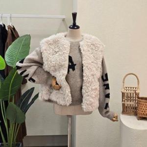 [포커스]FW5K3VT32695_양털 부클 집업 베스트