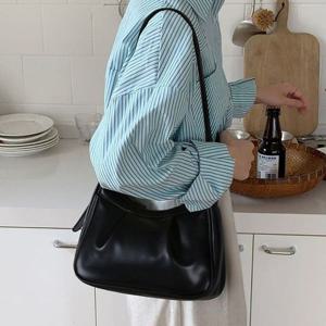 모던 셔링 숄더백 CH-930S