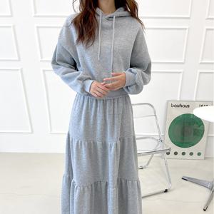 샵앤) 여성 겨울 기모 트레이닝 후드티 캉캉 롱치마 셋업 SS-WSET-5033-그레이