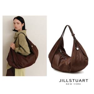 [질스튜어트] 스윙 호보 숄더백 L 다크브라운 JABA6E400W2