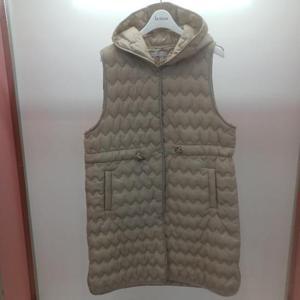 Latium HC06 퀼팅 옆트임 언발 후드 경량 패딩 롱조끼 T2543vt03B