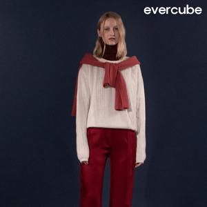 에바큐브 25FW 캐시미어 100 트위스트 케이블 풀오버