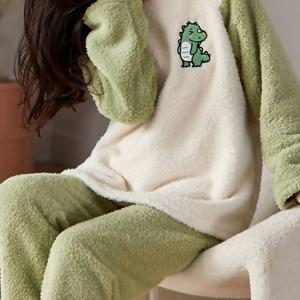 TEMU 여성용 포근한 코랄 플리스 파자마 세트 - 긴소매 라운드넥 상의, 만화 공룡 디자인, 부드러운 원단, 두꺼운 겨울 따뜻함, 캐주얼 홈 & 아웃도어 웨어, 귀여운 파자마