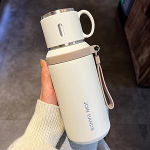 TEMU 700ml 보온컵 + 티스트레이너 뚜껑 - 내구성, 다양한 색상, 100% 누수방지 설계로 음료를 뜨겁게 또는 차갑게 유지. 여행용/홈오피스&선물에 완벽한 100% 재사용 가능한 커피잔, 대형 수제머그, 텀블러, 현대적인 디자인의 열매기