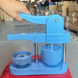 TEMU 올인원 3-in-1 헤비듀티 핀 배지 & 버튼 메이커 머신 (300+ 키트 포함 - 커터, 종이, 다이) - 25/32/58mm 전문 프레스, 인체공학적 레버 메커니즘, /Non-Bas 호환, DIY 공예, 홍보 행사, 배지 & 버튼에 이상적 - 올인원 크래프팅 머신